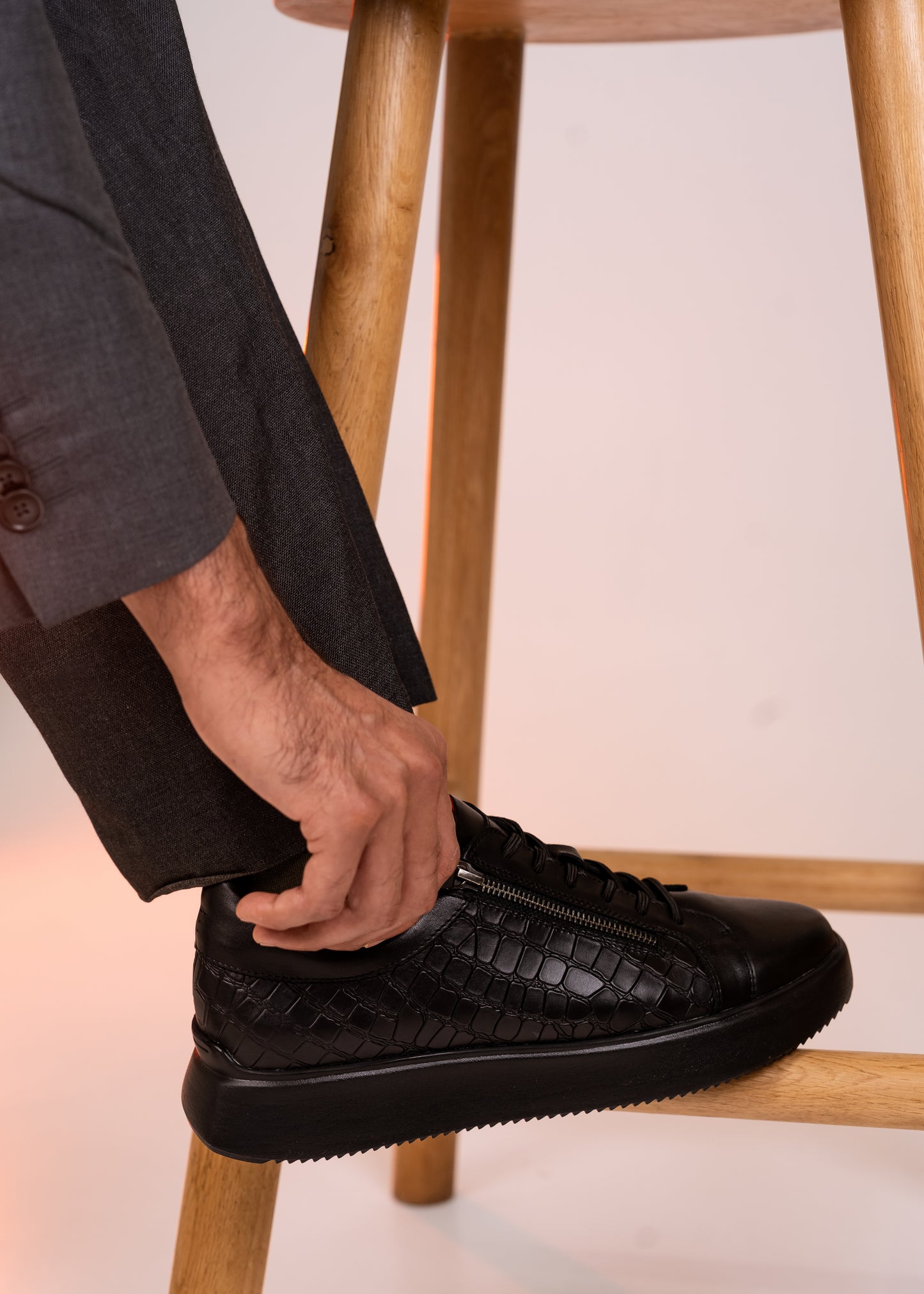 London Black Sneaker